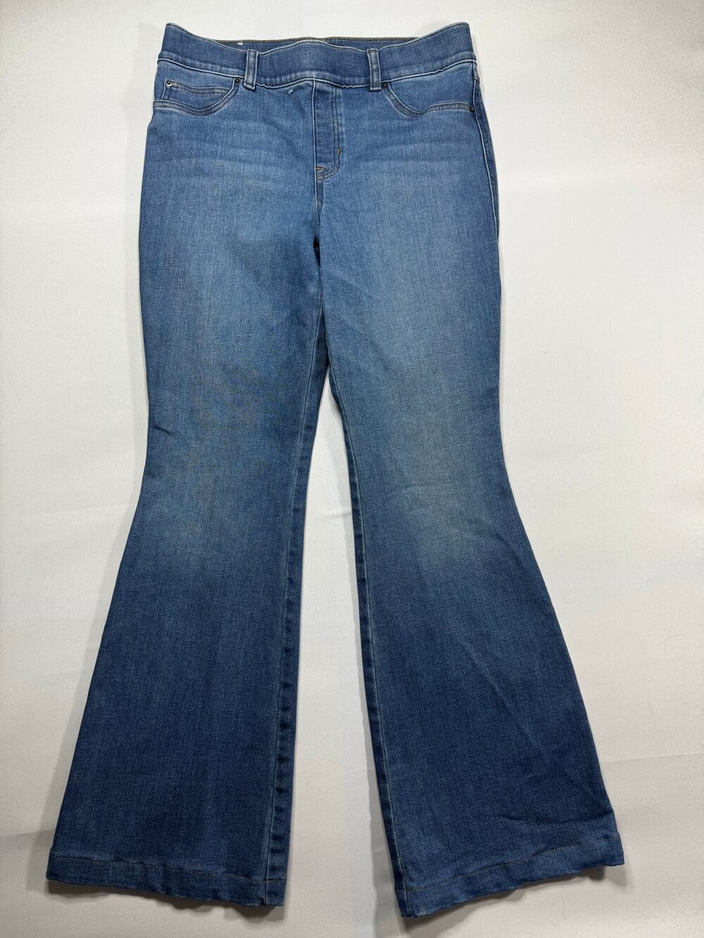 Spanx Women's Pull On Flare Leg Blue Stretch‎  Jeans - Size L (32x30.5)*